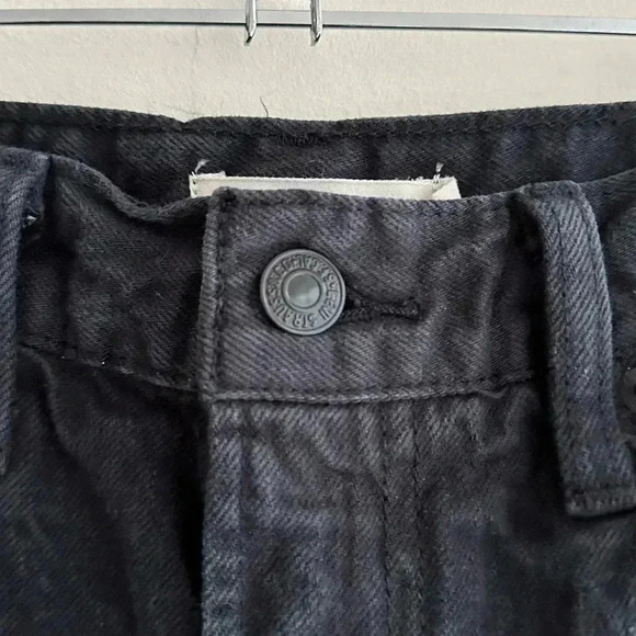 Levi’s Wellthread Collection Ribcage Short, Size 28, Black High-Waisted Shorts - Picture 11 of 16